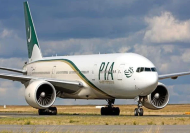 ملک کے بڑے ایئرپورٹس پر فلائٹ آپریشن شدید متاثر، متعدد پروازیں منسوخ اور مؤخر