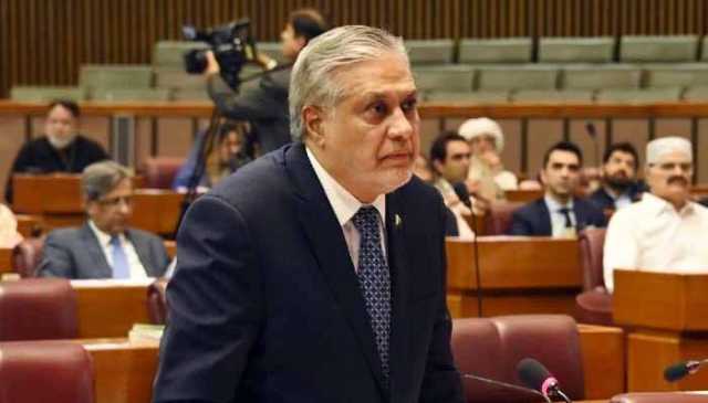 پارٹی لائن کیخلاف ووٹ دینا انحراف مگر ضمیر کے مطابق ووٹ دیا جائے تو شمار ہوگا: اسحاق ڈار