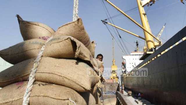 پاکستان بنگلہ دیش کو برآمد کرنے کیلئے ایک لاکھ ٹن چاول خریدے گا