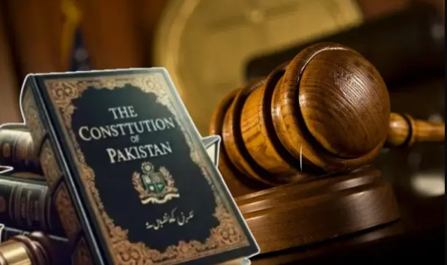 وفاقی آئینی عدالت میں 27ویں ترمیم کو چیلنج کر دیا گیا