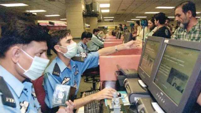 ایف آئی اے کے اختیارات میں اضافہ، ویزا کے باوجود مسافروں کی جانچ پڑتال لازمی