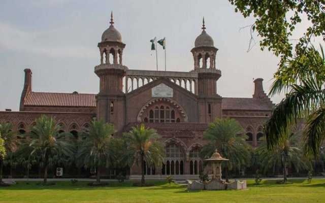 ناصر باغ میں درختوں کی کٹائی, لاہور ہائیکورٹ نےرپورٹ طلب کر لی۔