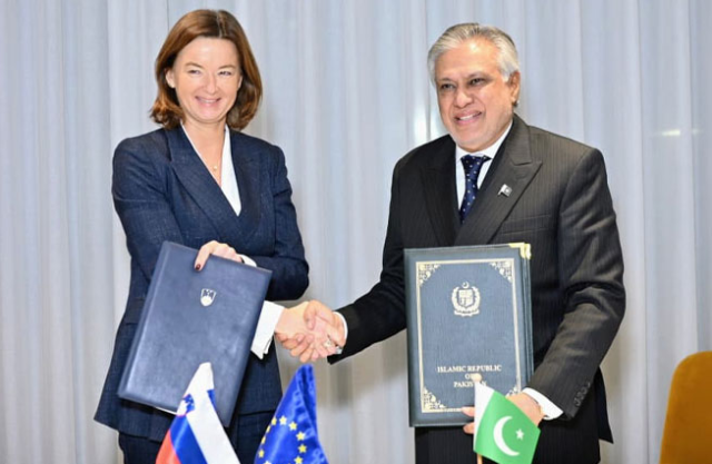 اسحاق ڈار اور سلووینیا نائب وزیراعظم کے درمیان ملاقات، دوطرفہ مفاہمت نامے پر دستخط