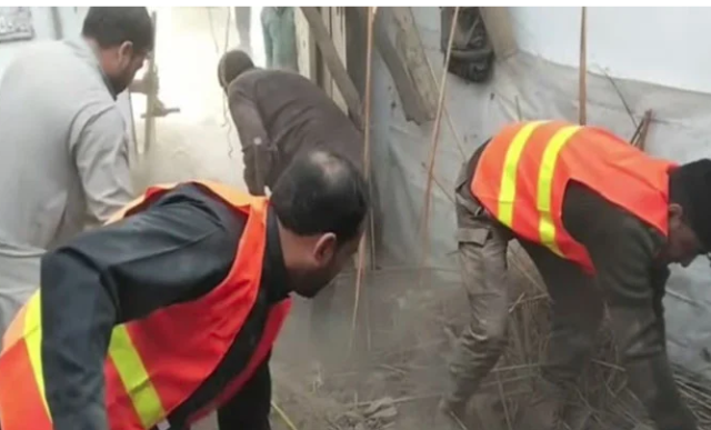 گھر کی چھت گرنے سے 5 افراد جاں بحق