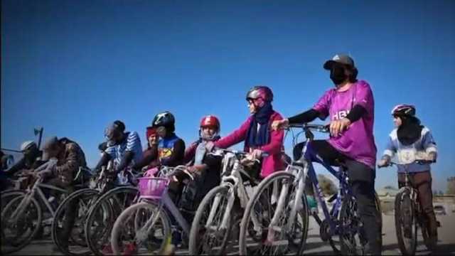 پاک فوج کے زیر اہتمام کوئٹہ میں خواتین کی سائیکل ریس