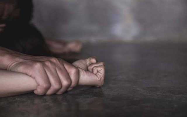 بس ڈرائیور نے خالی بس میں خاتون کو زیادتی کا نشانہ بنا ڈالا۔