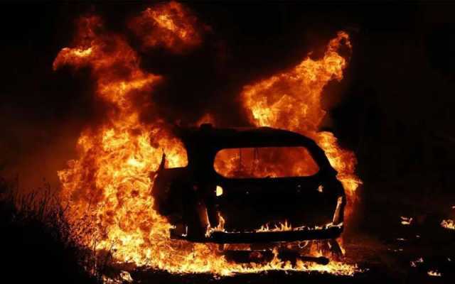 لاہور:موٹروے پر چلتی گاڑی میں اچانگ آگ بھڑک اٹھی