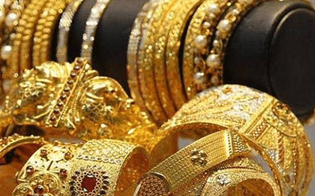 عالمی و مقامی مارکیٹوں میں سونے کی قیمتوں میں نمایاں کمی