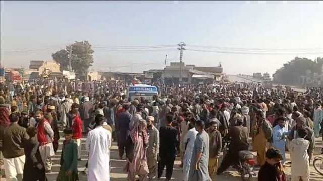 شکارپور میں مقابلہ، 8 ڈاکو ہلاک، 2 ڈی ایس پیز سمیت 4 اہلکار زخمی