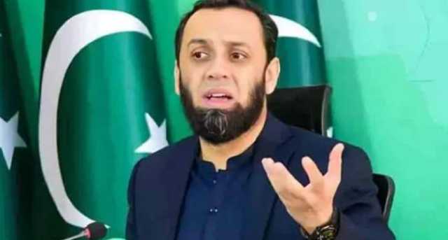 ریڈ لائن کراس کرنے والے شخص کو آج سزا ہوئی: عطا تارڑ