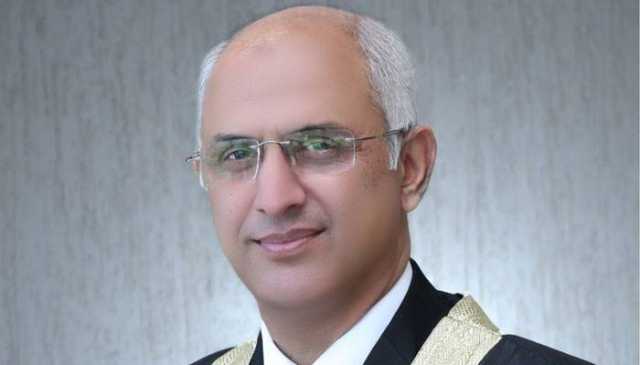 بیوروکریسی جوڈیشری سے مذاق کر رہی ہے—جسٹس محسن کیانی کے سخت ریمارکس نے ایگزیکٹو کو ہلا دیا