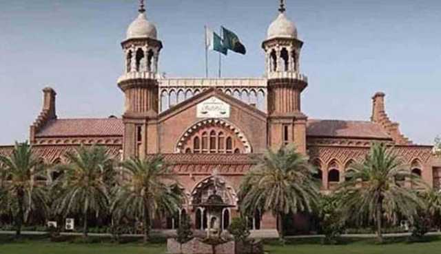 سموگ تدارک کیس، موٹر سائیکل رکشے بنانے والی کمپنیوں کو بند کر دینا چاہئے: لاہور ہائیکورٹ