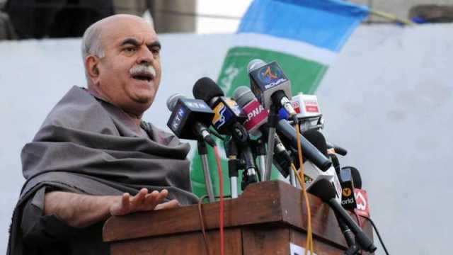 پاکستان مشکل میں، آئیں اسے بچانے کیلئے قومی حکومت بنائیں: محمود اچکزئی