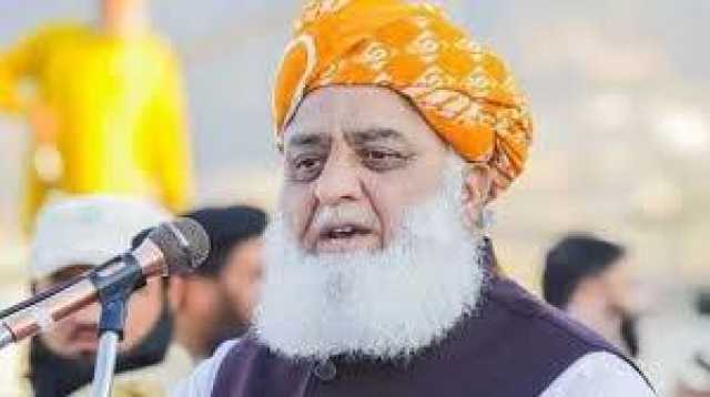پی ٹی آئی سے اتحاد ناممکن، ورکنگ ریلیشن شپ کیلئے تیار: فضل الرحمن