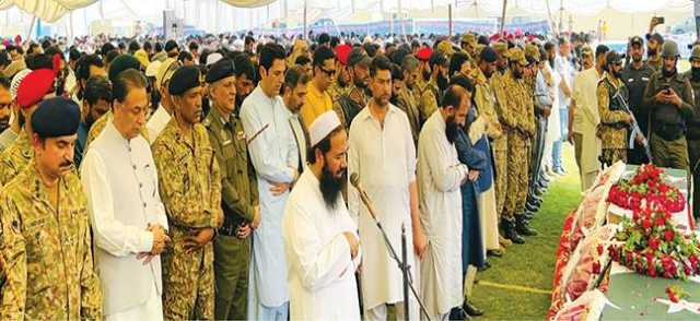  مریدکے‘نکیال : بھارتی حملے کے شہداء کی نماز جنازہ ‘ قومی پرچم میں سپرد خاک