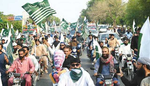 بھارتی حملوں پر پاکستانی عوام کا جوش، ولولہ دیدنی، ملک بھر میں ریلیاں