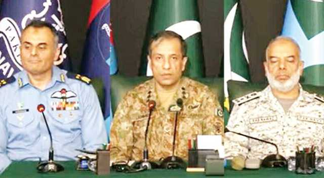تین ائیر بیسز پر بھارتی میزائل حملے ناکام، پاکستان کی بھرپور جوابی کارروائی، کئی اہداف کو نشانہ بنایا، سکیورٹی ذرائع