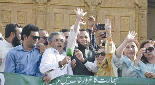 قوم نے متحد ہو کر جنگ لڑی، دشمن کو فوجی، سفارتی محاذ پر ناکام کیا: عطا تارڑ