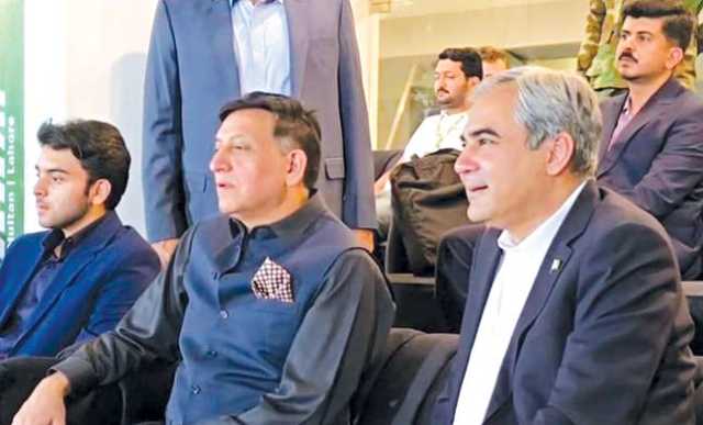 پنڈی کرکٹ سٹیڈیم میں شاہینوں کو زبردست خراج تحسین، ائیرچیف کی آمد