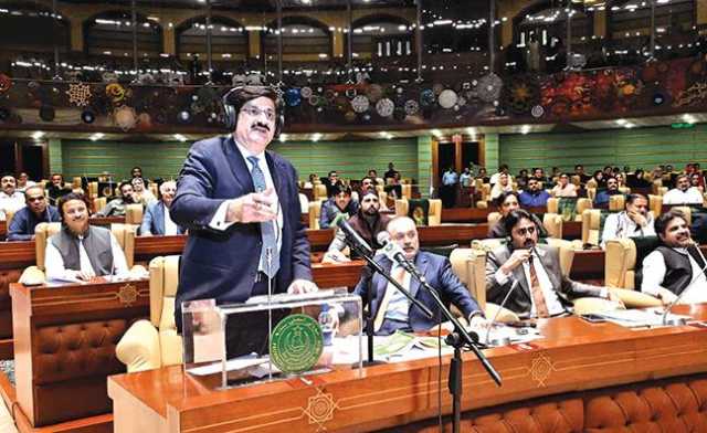سندھ کا 34 کھرب 51 ارب روپے کا بجٹ پیش، تنخواہوں میں 12، پنشن میں 8 فیصد اضافہ