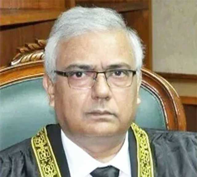 پی ٹی آئی کو مخصوص نشستیں نہیں ملیں گی، آئینی بنچ کا فیصلہ: حکومتی اتحاد کو دو تہائی اکثریت حاصل