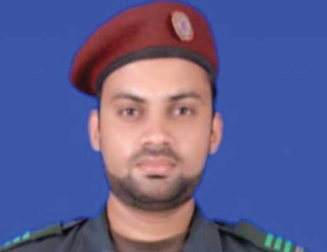 شفیق آباد، گودام میں آتشزدگی، ریسکیو اہلکار ملبے تلے آ کر جاں بحق، 3 زخمی 