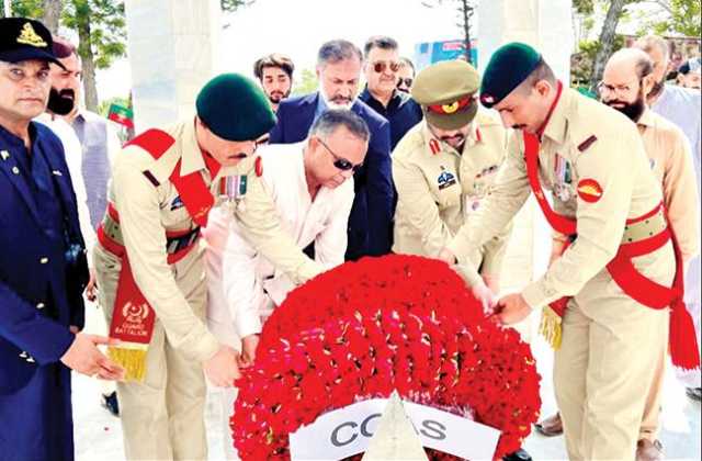 کیپٹن سرور شہید نشان حیدر کا یوم شہادت، یادگار پر تقریب، صدر، وزیراعظم کا خراج عقیدت