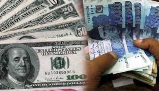 زرمبادلہ کی دونوں مارکیٹوں میں ڈالر کی نسبت روپیہ تگڑا