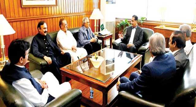 سپیکر کی ثالثی میں مذاکرات، مسلم لیگ ن اور پیپلز پارٹی مسائل افہام و تفہیم سے حل کرنے پر متفق