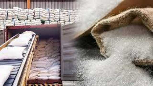 کرشنگ سیزن سے چند ہفتے قبل، حکومت نے چینی کی درآمد کا ایک اور ٹینڈر کھول دیا