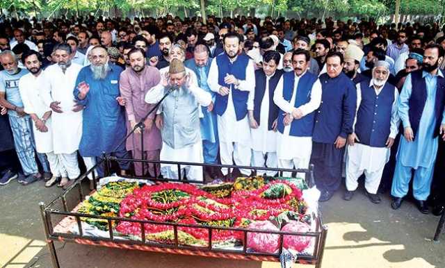 سابق ڈپٹی میئر لاہور نذیر سواتی انتقال کر گئے‘ اسلام پورہ میں نماز جنازہ‘ سپردخاک