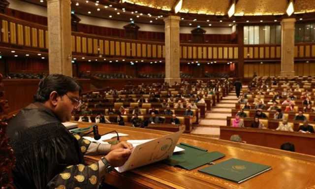 پنجاب اسمبلی میں لوکل گورننمنٹ بل منظور ‘ اپوزیشن کا احتجاج ‘ واک آئوٹ 