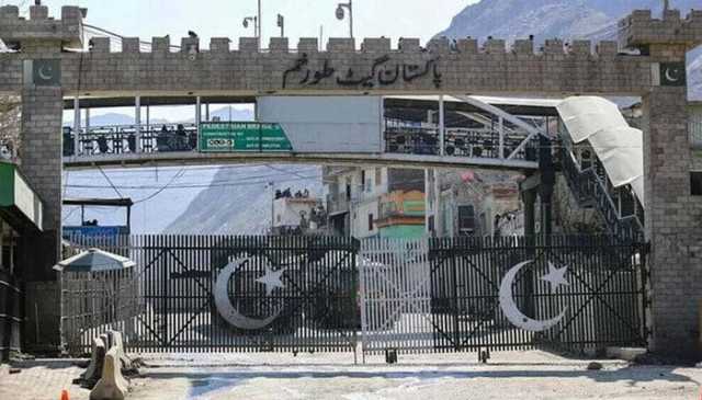 پاک افغان کشیدگی کے باعث طورخم تجارتی گزرگاہ آٹھویں روز بھی بند 