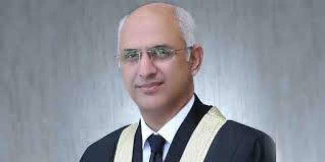 وزرات سائنس  سنیارٹی کیس : کسی کو اپنا لسند یدہ ، کسی کورشتے دار لانا ہے : جسٹس محسن 