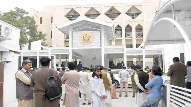 سپریم کورٹ کے اے سی گیس پلانٹ میں دھماکہ‘ 12 افراد زخمی