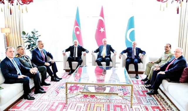 معرکہ حق میں دنیا نے جنگی صلاحیتیں دیکھ لیں، مستقبل پر بھی نظر رکھنی ہے: شہباز شریف