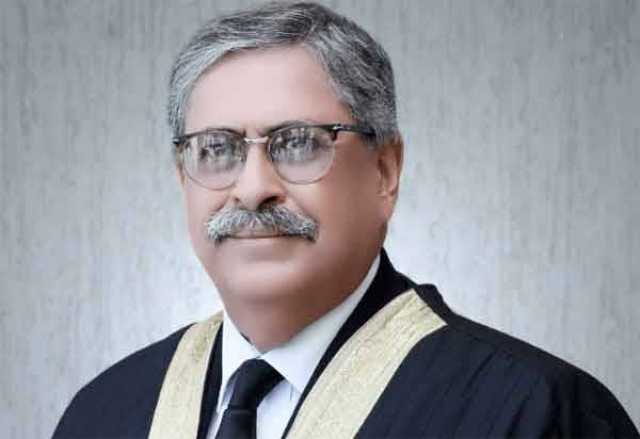 27ویں ترمیم جو سچ بولتا ہے انتقام کا نشانہ بنتا ہے: جسٹس اطہر کا چیف جسٹس کو خط