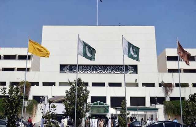 سینٹ: آرمی، ائیر فورس، نیوی، پریکٹس اینڈ پروسیجر ترمیمی بلز منظور: پیپلز پارٹی کے احتجاج پر فوڈ سیفٹی اتھارٹی بل مؤخر