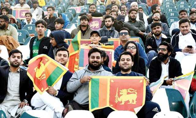 پنڈی سٹیڈیم، شائقین کی سری لنکن ٹیم کیلئے بھی زبردست نعرے بازی، ون ڈے سیریز پاکستان کے نام