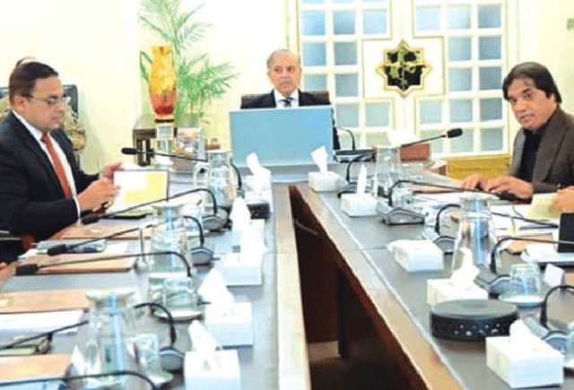 ریلوے پراپرٹی کیلئے پبلک پرائیویٹ پارٹنر شپ ماڈل اختیار کیا جائے: وزیراعظم