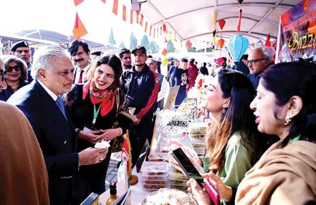 دفتر خارجہ میں مینا بازار کا افتتاح، حکومت خواتین کو بااختیار بنانا چاہتی ہے: اسحاق ڈار