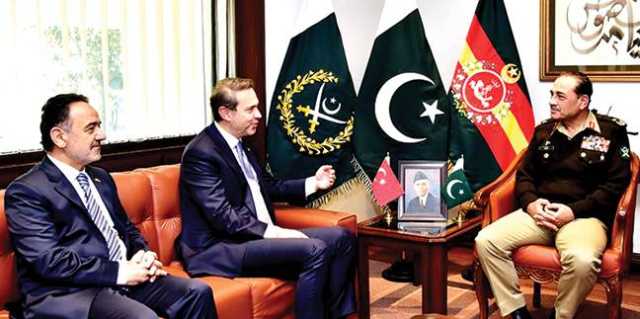 فیلڈ مارشل سے ترک وزیر توانائی کی ملاقات، تعاون بڑھانے پر اتفاق