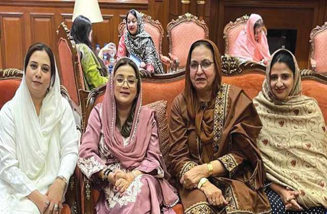 پی ٹی آئی کے 'کی بورڈ وارئیرز' ڈھائی سال سے آرمی چیف کو نشانہ بنا رہے ہیں: عظمیٰ بخاری