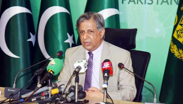 وزیراعظم کو استثنیٰ کا علم ہوا تو فوری استثنیٰ شق نکالنے کی ہدایت دی: اعظم نذیر تارڑ