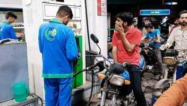 پیٹرول مہنگا ہونے کا امکان، عوام کیلئے اہم خبر