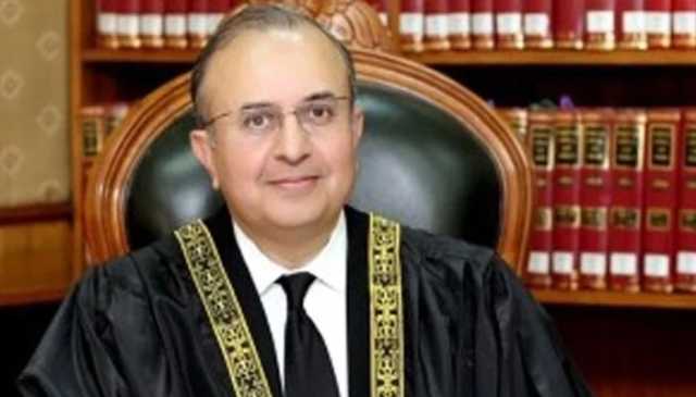 جسٹس منصور علی شاہ نے قائم مقام چیف جسٹس آف پاکستان کا حلف اٹھالیا