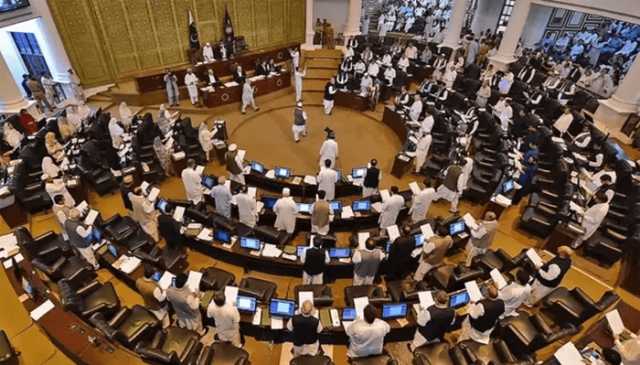   خیبرپختونخوا اسمبلی :گنڈاپورکی عمران خان سے ملاقات کے بغیر ہی بجٹ منظور