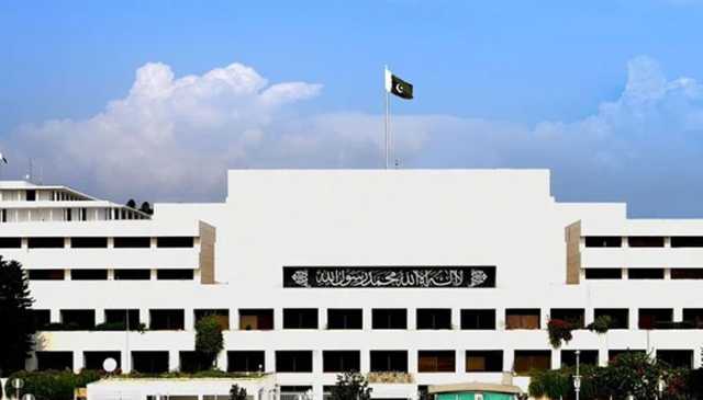 پیپلز پارٹی کا بجٹ میں متنازع شقوں میں ترمیم کا مطالبہ، کابینہ آج نظر ثانی شدہ بجٹ کی منظوری دے گی