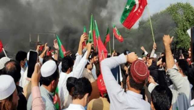 بانی پی ٹی آئی نے عالمی حالات کے باعث احتجاجی تحریک دو ہفتوں کیلئے مؤخر کردی