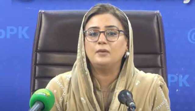 عظمیٰ بخاری کا بانی پی ٹی آئی کے خفیہ این آر او مانگنے پر طنزیہ ردعمل